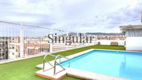 Swimming pool of Flat for sale in  Barcelona Capital  with Balcony