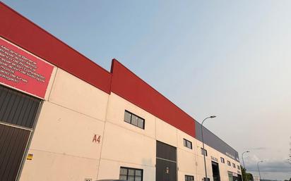 Exterior view of Industrial buildings for sale in Plasencia