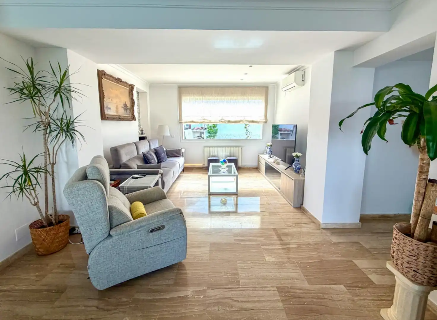 Sala de estar de Casa o chalet de alquiler en Sant Pere de Ribes con Aire acondicionado, Calefacción y Jardín privado