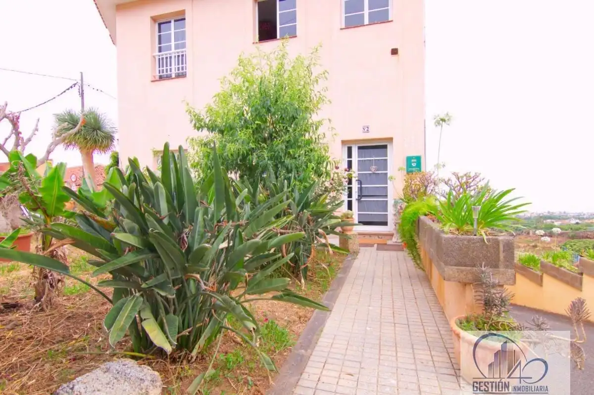 Jardín de Edificio en venta en La Orotava