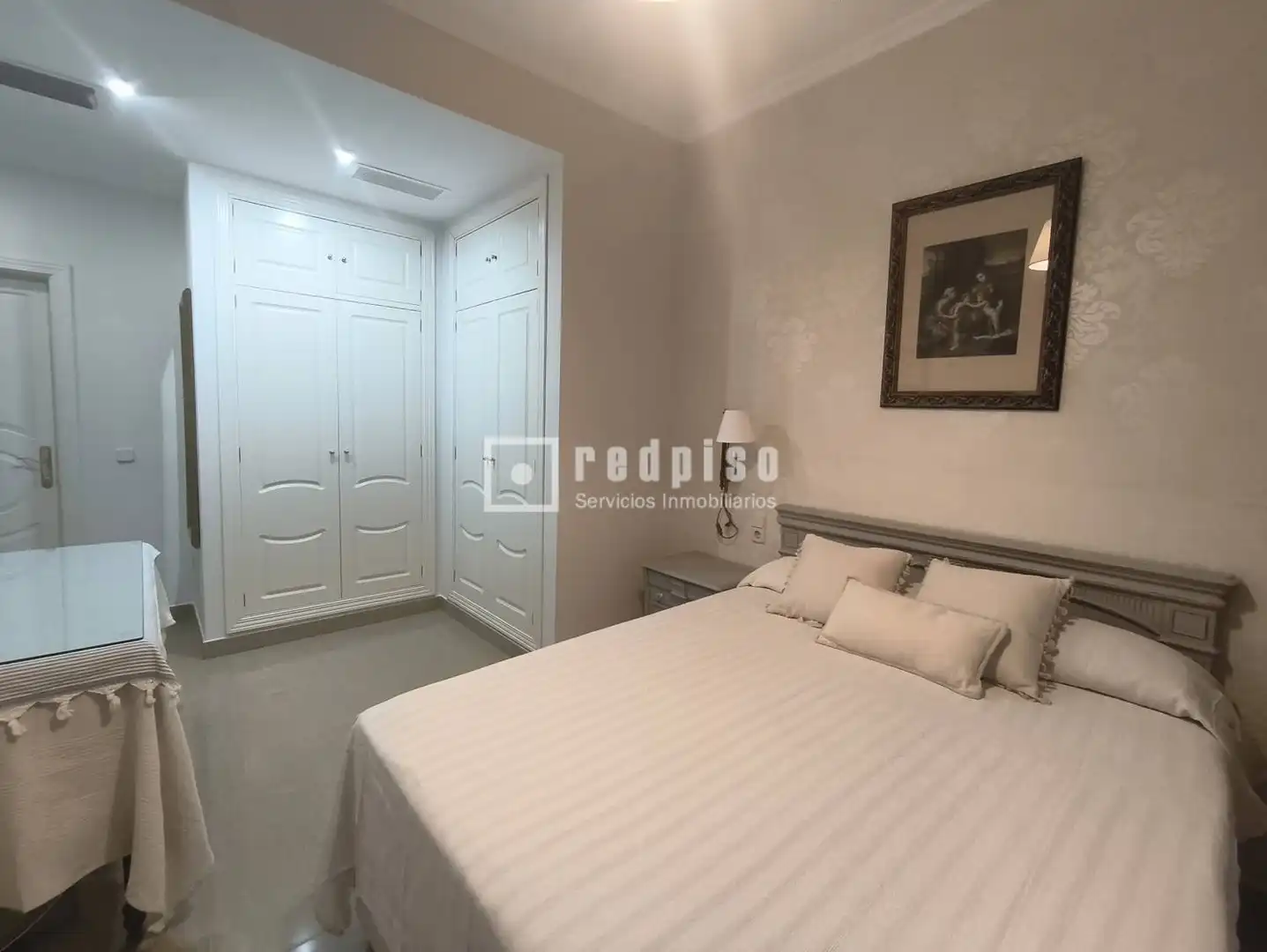 Habitación de Piso de alquiler en Sevilla con Aire acondicionado, Terraza y Amueblado