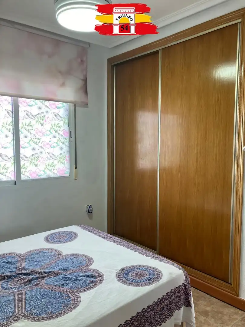 Dormitori de Àtic en venda en Pilar de la Horadada amb Aire condicionat, Terrassa i Moblat