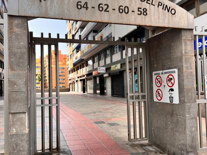 Vista exterior de Pis en venda en Las Palmas de Gran Canaria