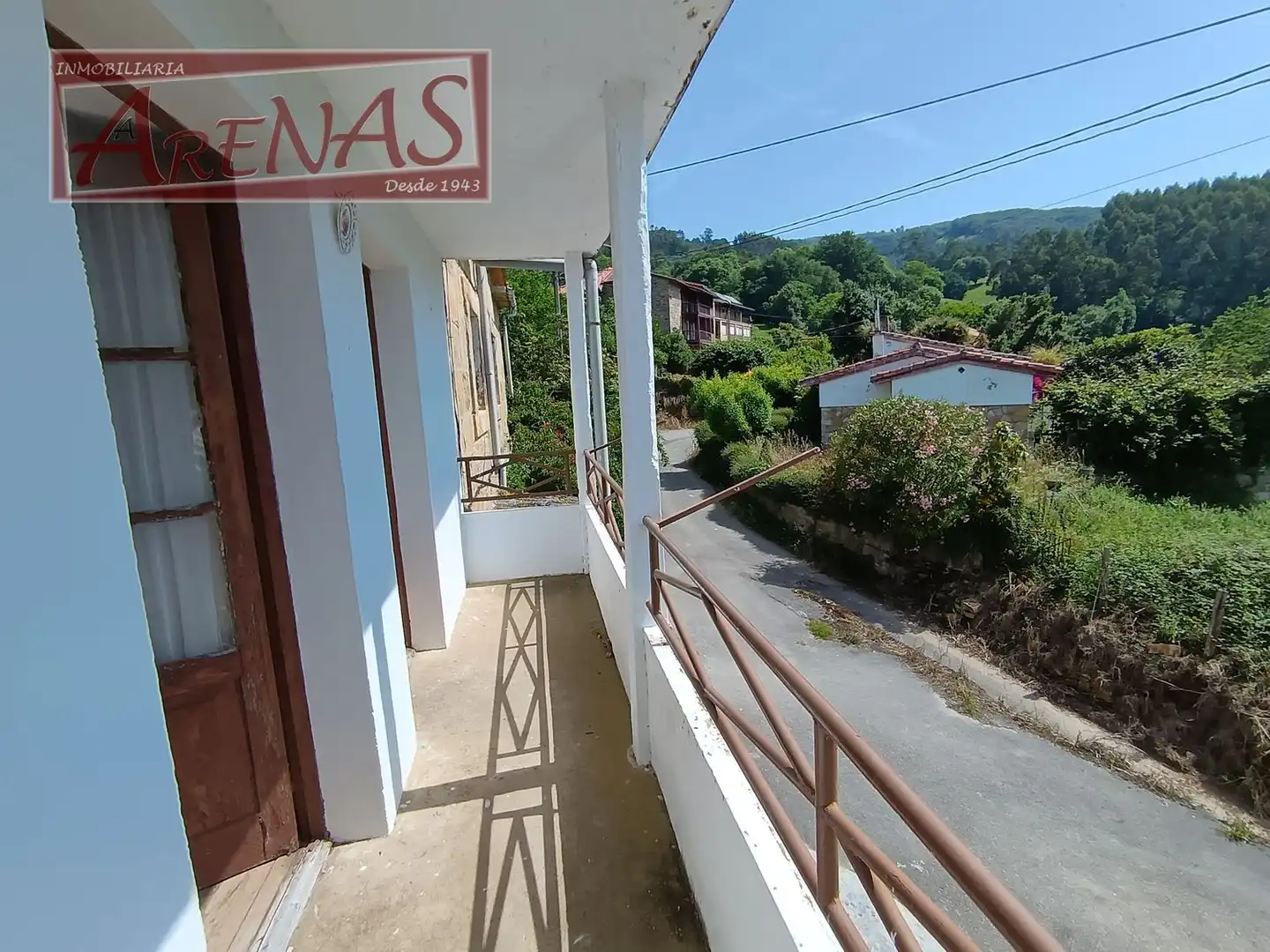 Terraza de Casa adosada en venta en Ampuero con Parquet y Terraza