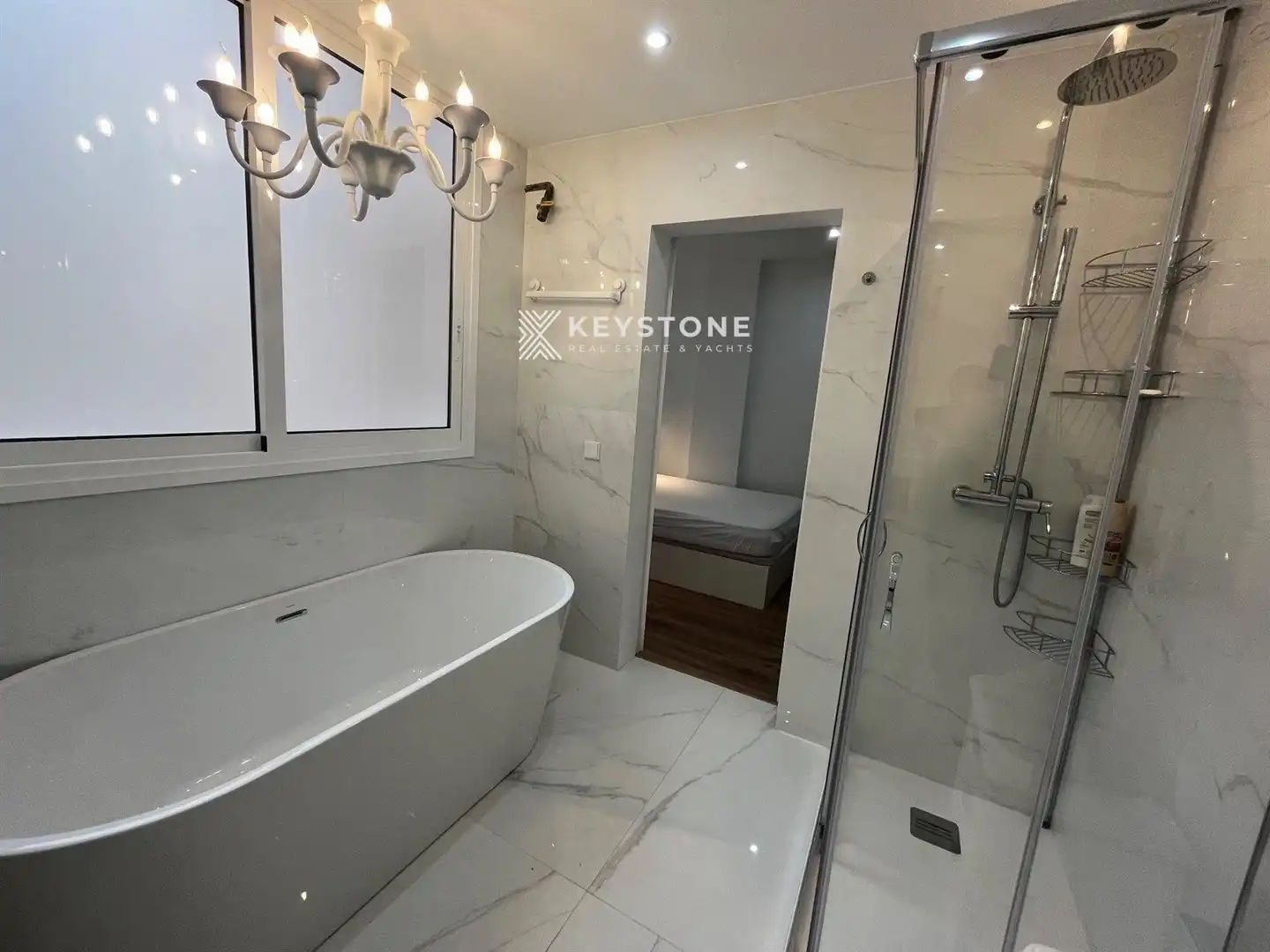Bathroom of Flat for sale in  Palma de Mallorca  with Air Conditioner, Heating and Parquet flooring