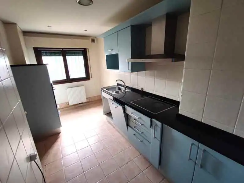 Cocina de Casa adosada en venta en Zuia con Jardín privado y Balcón