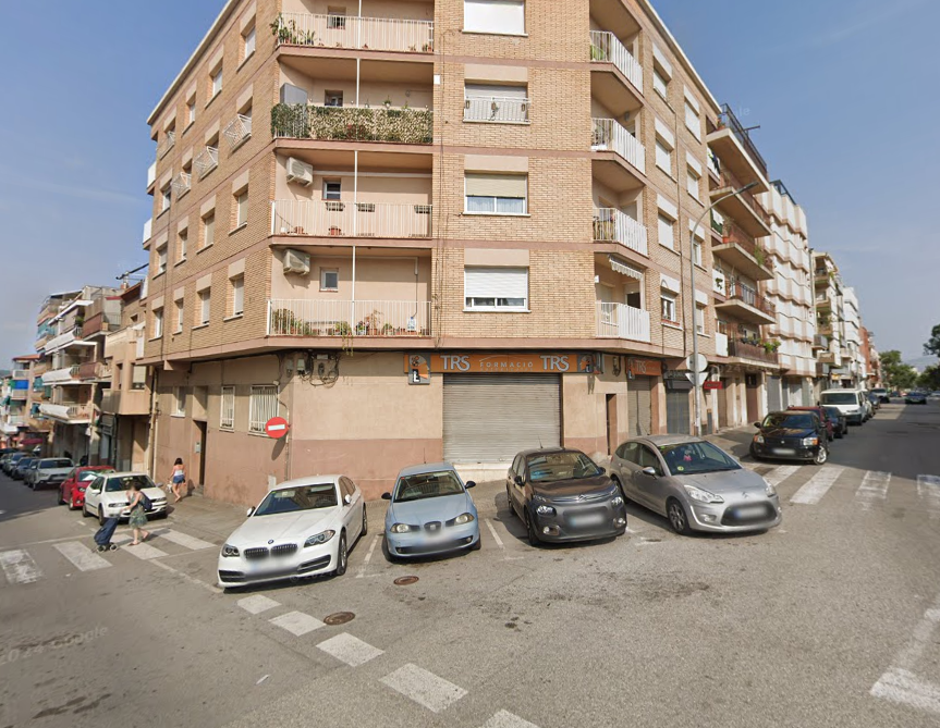 Vista exterior de Apartamento en venta en Terrassa