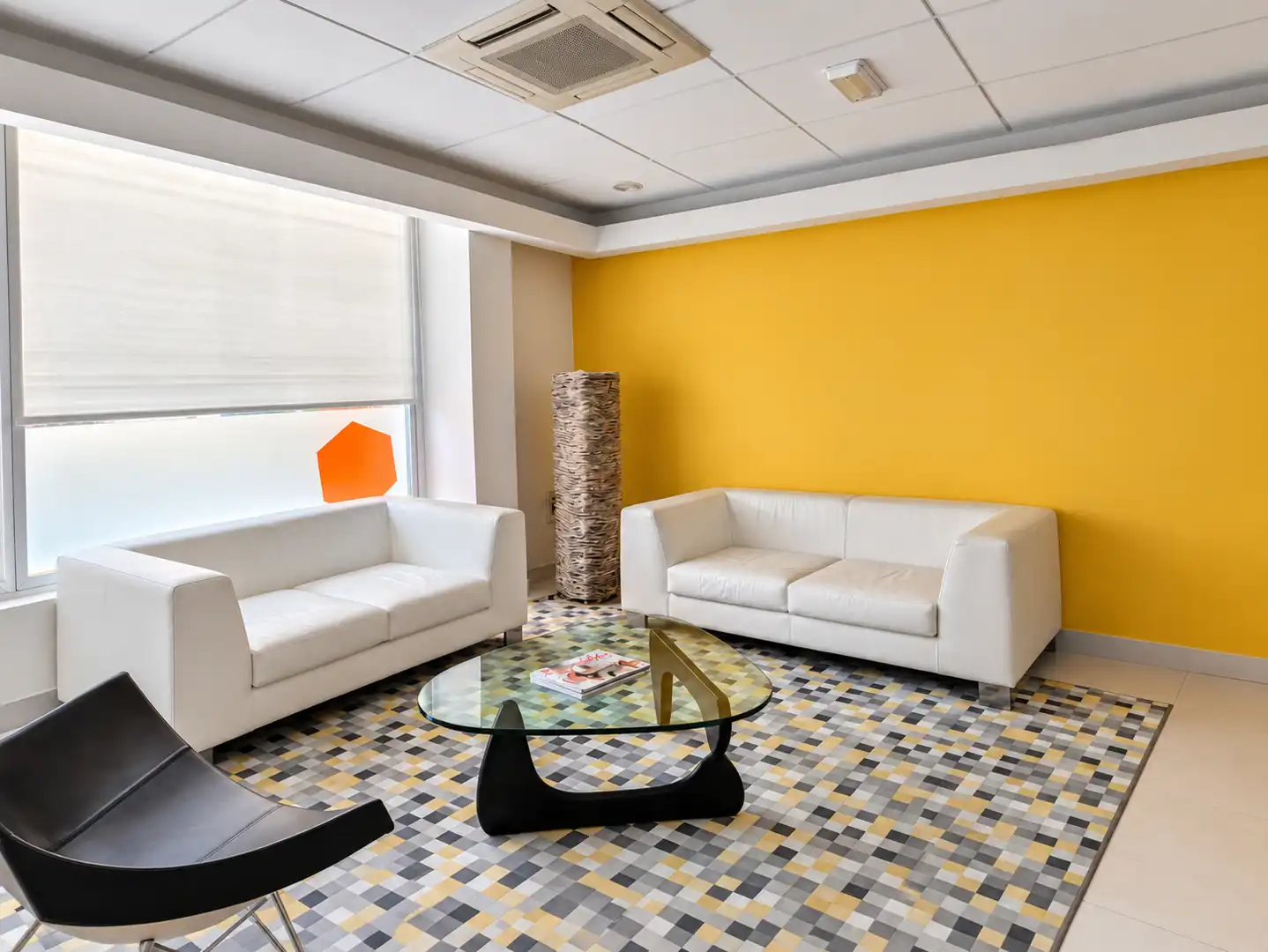 Sala de estar de Oficina de alquiler en Torrelavega 