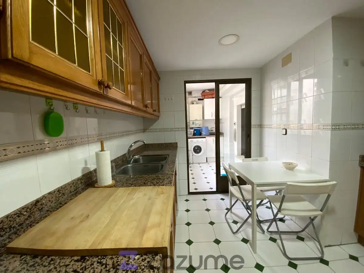 Küche von Wohnung zur Miete in Valencia mit Klimaanlage, Heizung und Terrasse