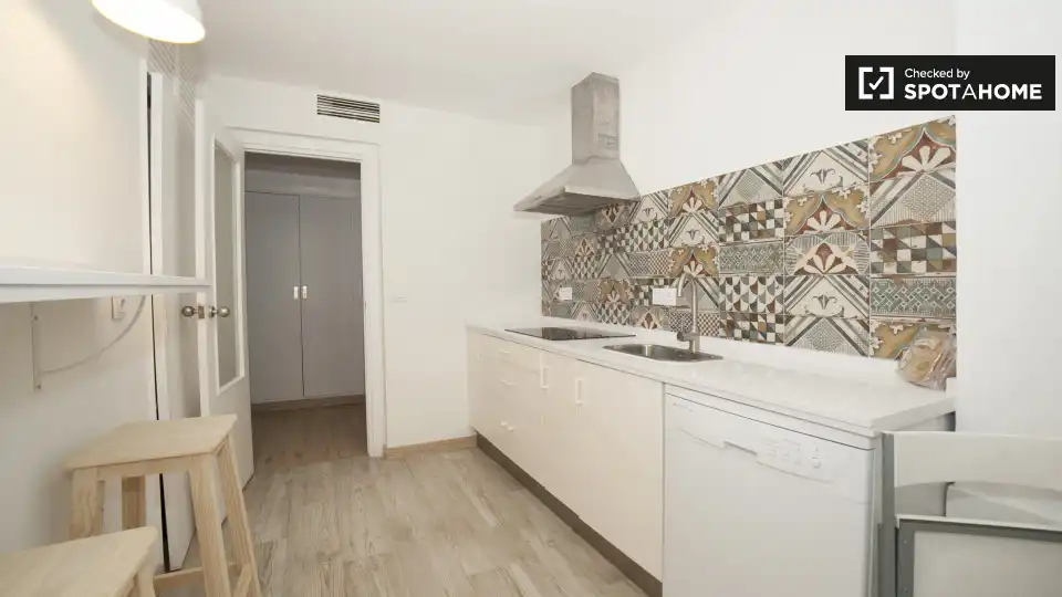 Room in Triana Casco Antiguo