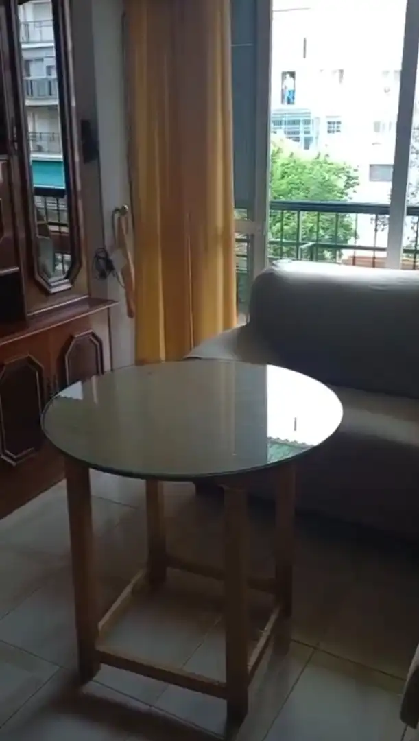 Sala d'estar de Pis de lloguer en Córdoba amb Aire condicionat, Terrassa i Moblat