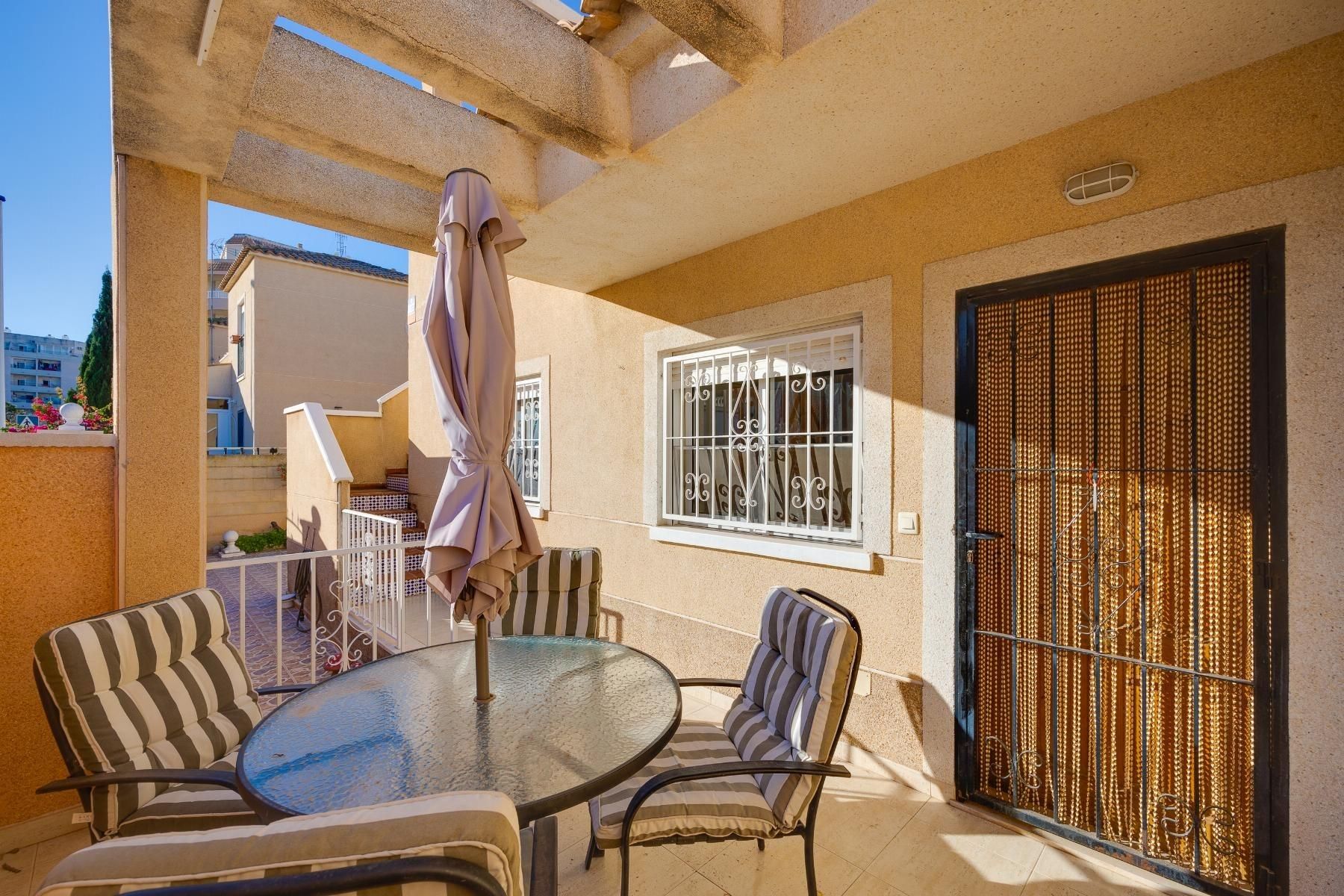 Terraza de Casa o chalet en venta en Torrevieja