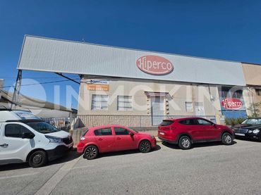 Industriegebäude zum Verkauf in Avenida Jesús Martínez Cortado 50