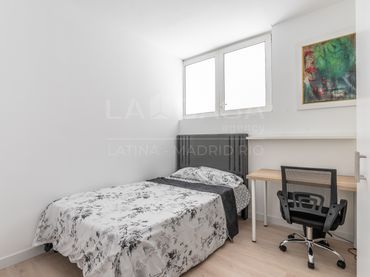 Flat with lift for sale in Calle de Juan Álvarez Mendizábal
