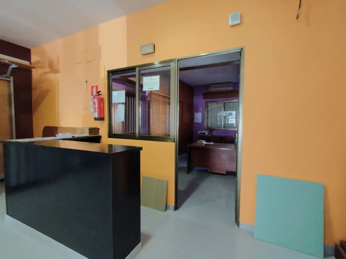 Local comercial en venda a Calle Calle Sor Valentina Mirón, 55, puerta, imagen 3