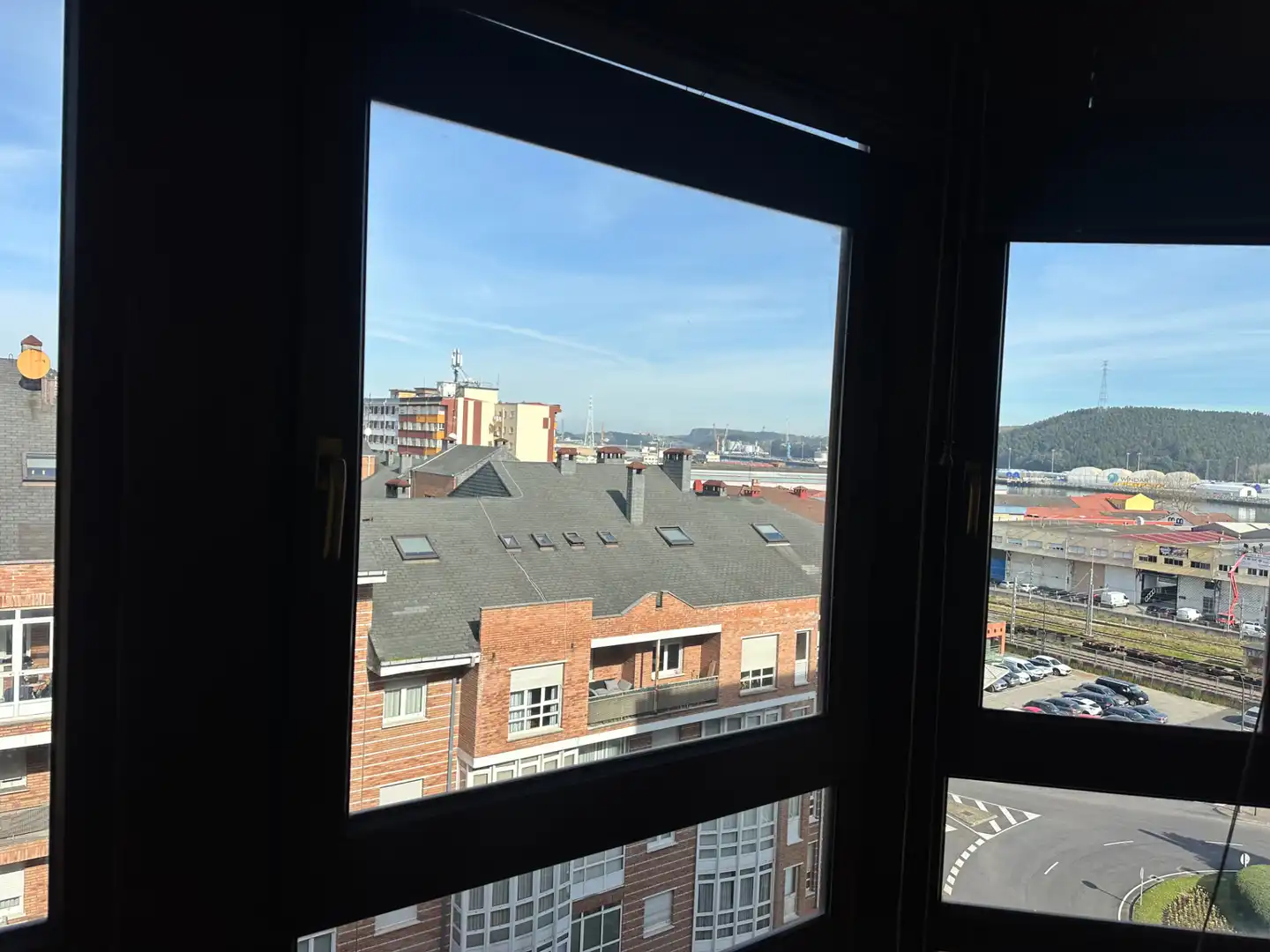 Vista exterior de Dúplex en venta en Avilés con Calefacción, Parquet y Trastero