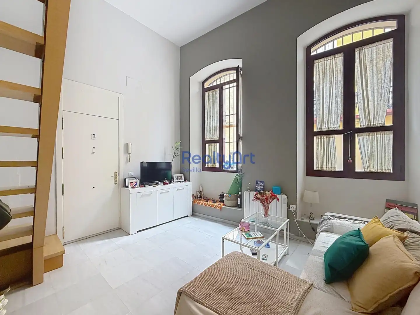 Sala d'estar de Dúplex en venda en Sevilla amb Aire condicionat i Calefacció