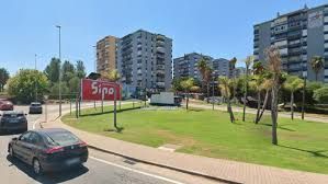 Vista exterior de Pis en venda en Algeciras amb Terrassa