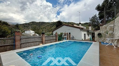 Se vende Un lugar para sentirse en casa  Casa independiente con piscina y mucho espacio para vivir en Viñuela