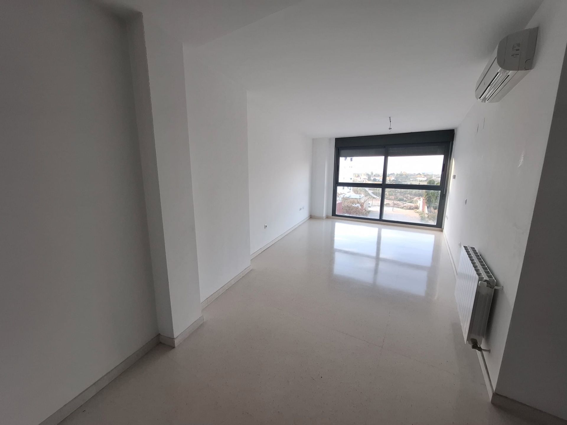 Piso en venta en Carrer de València, Zona La Ermita