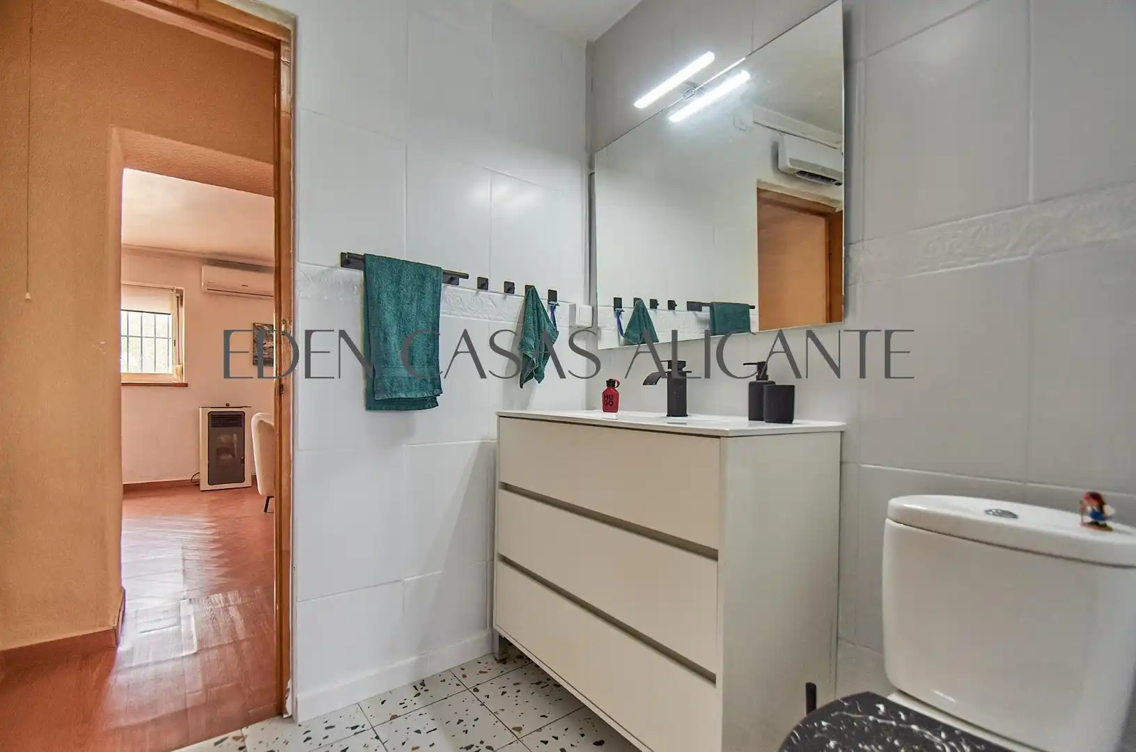 Baño de Casa o chalet en venta en Biar con Aire acondicionado, Calefacción y Jardín privado