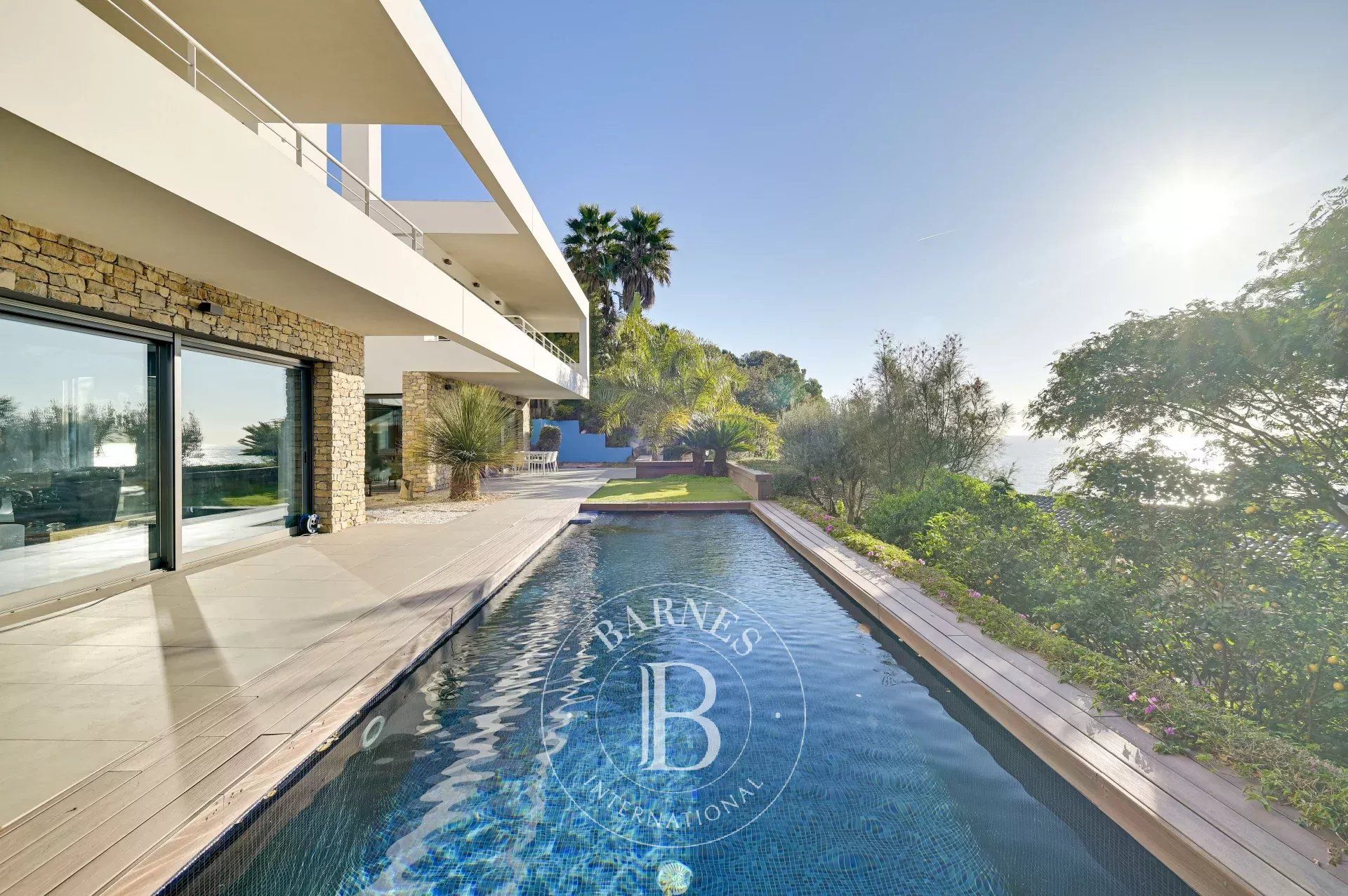 Vista exterior de Casa o xalet en venda en Blanes amb Aire condicionat, Calefacció i Jardí privat