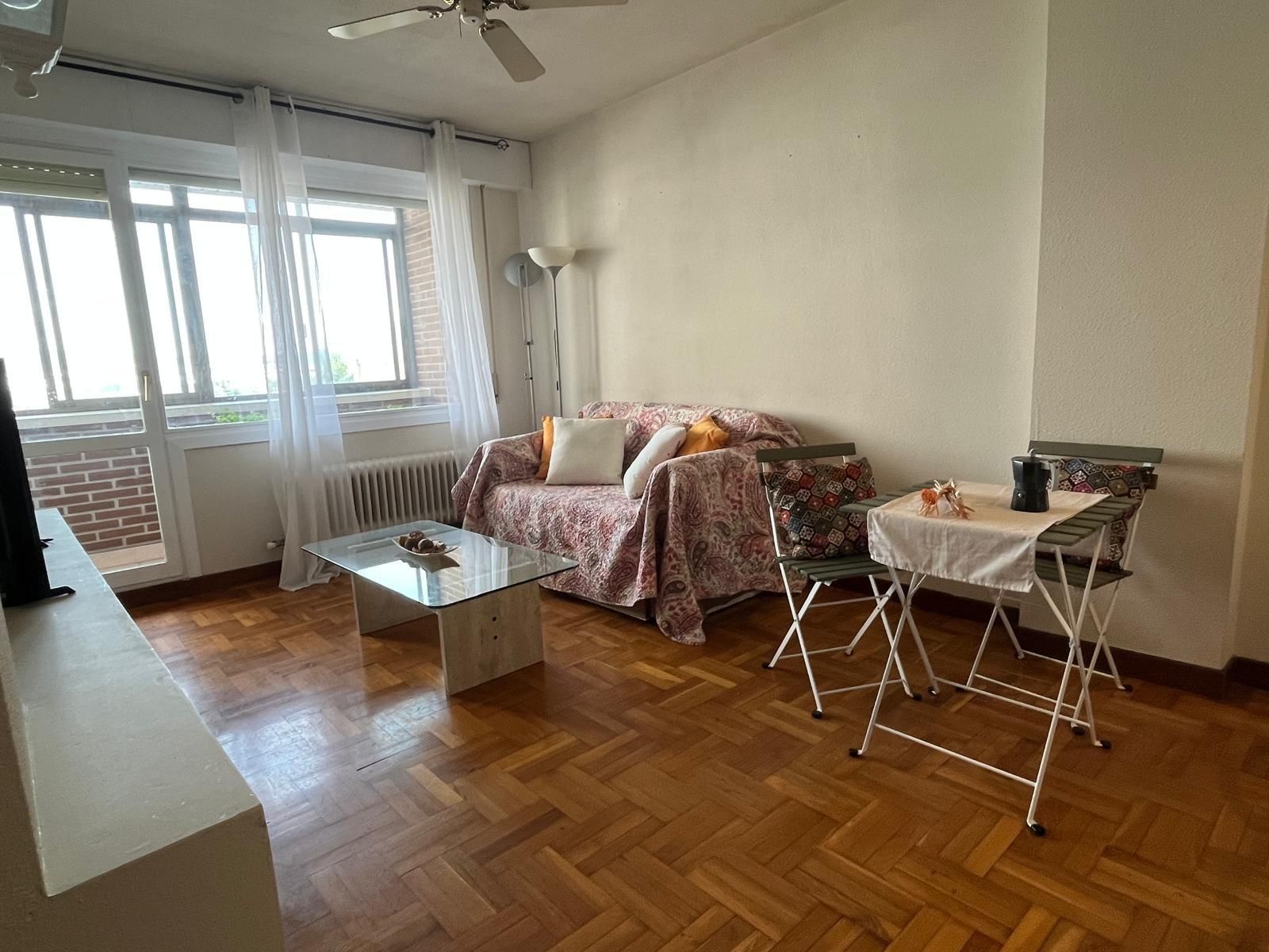 Living room of Flat for sale in Barañain  with Heating and Balcony