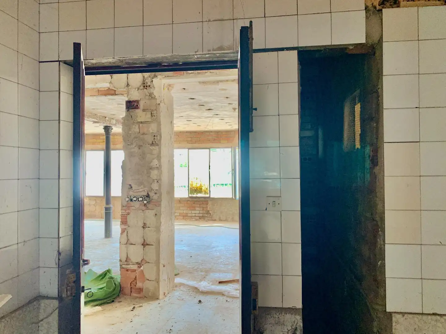 Edificio en venta en Villanueva del Río y Minas