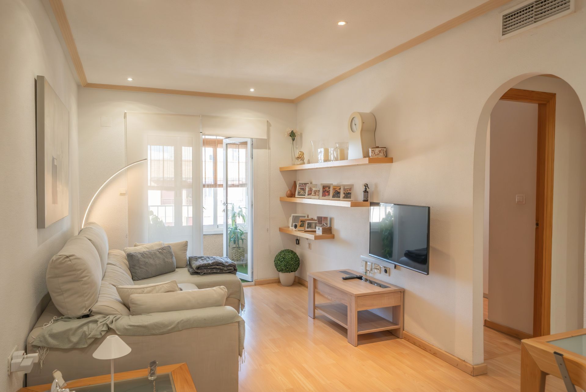 Sala d'estar de Àtic en venda en Elche / Elx amb Aire condicionat, Terrassa i Traster