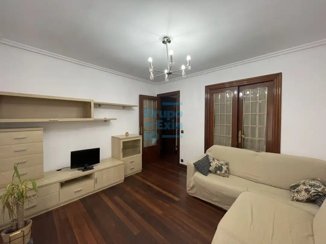 Sala de estar de Piso en venta en Donostia - San Sebastián  con Calefacción y Balcón