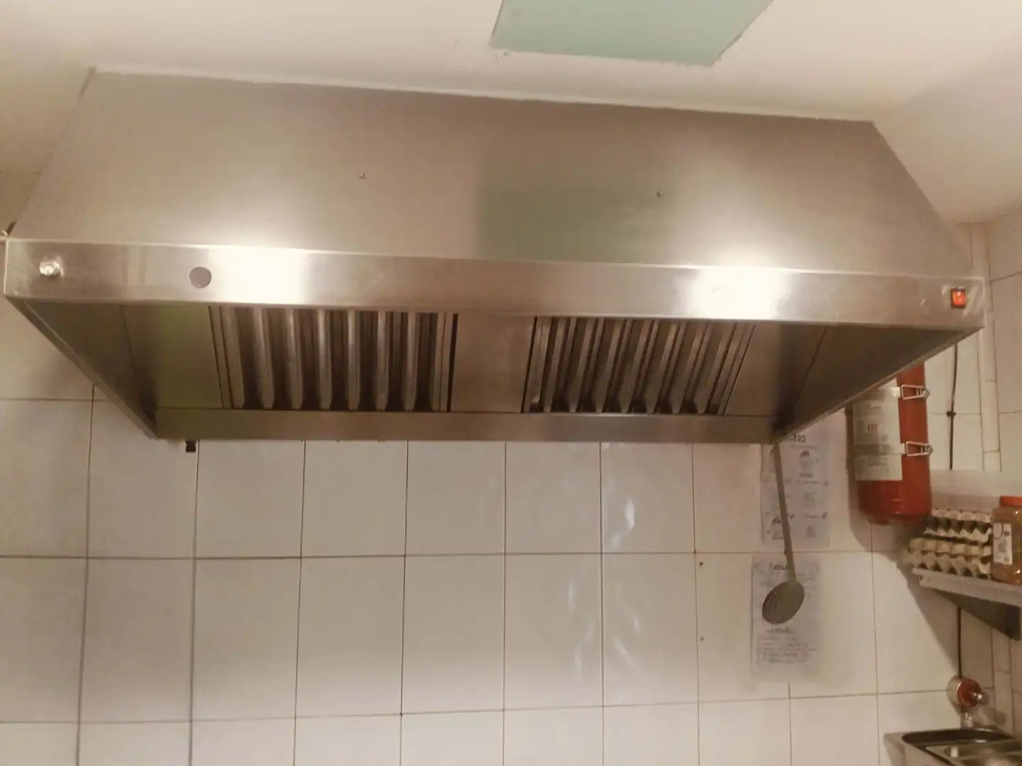 Cuina de Local de lloguer en Zaragoza amb Aire condicionat