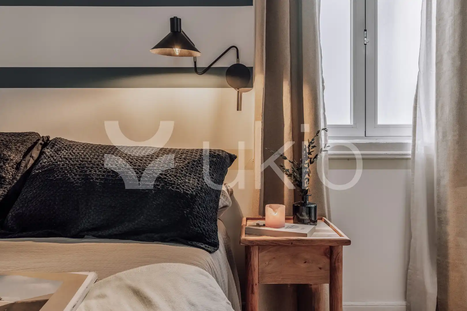 Schlafzimmer von Wohnungen zur Miete in Madrid mit Klimaanlage, Heizung und Terrasse