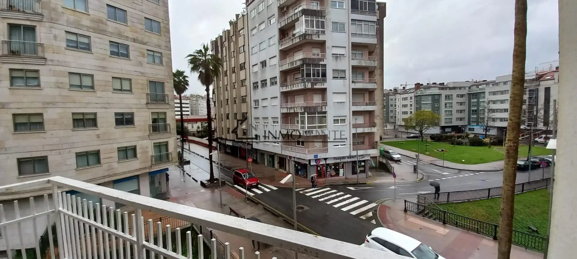 Vista exterior de Pis en venda en Pontevedra Capital  amb Calefacció, Forn i Rentadora