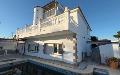 Vista exterior de Casa o xalet en venda en Cambrils amb Aire condicionat, Calefacció i Jardí privat