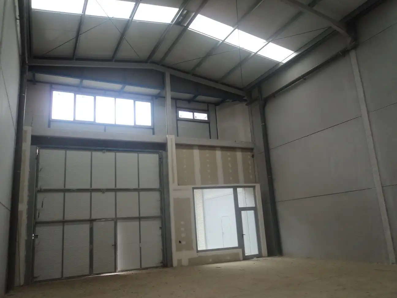 Nave industrial de alquiler en Villafranca de Córdoba