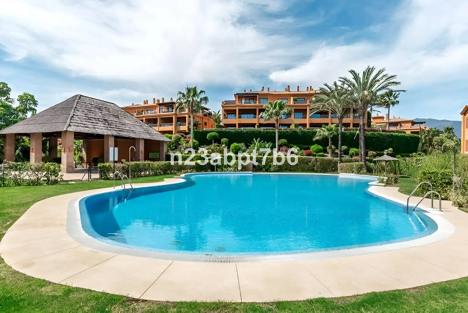 Habitatge amb piscina en venda a La Alquería