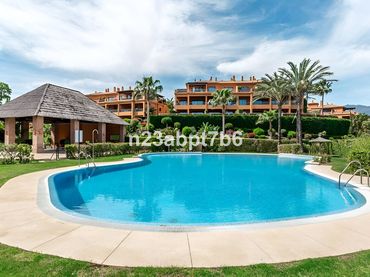 Piano terra con piscina in vendita a La Alquería