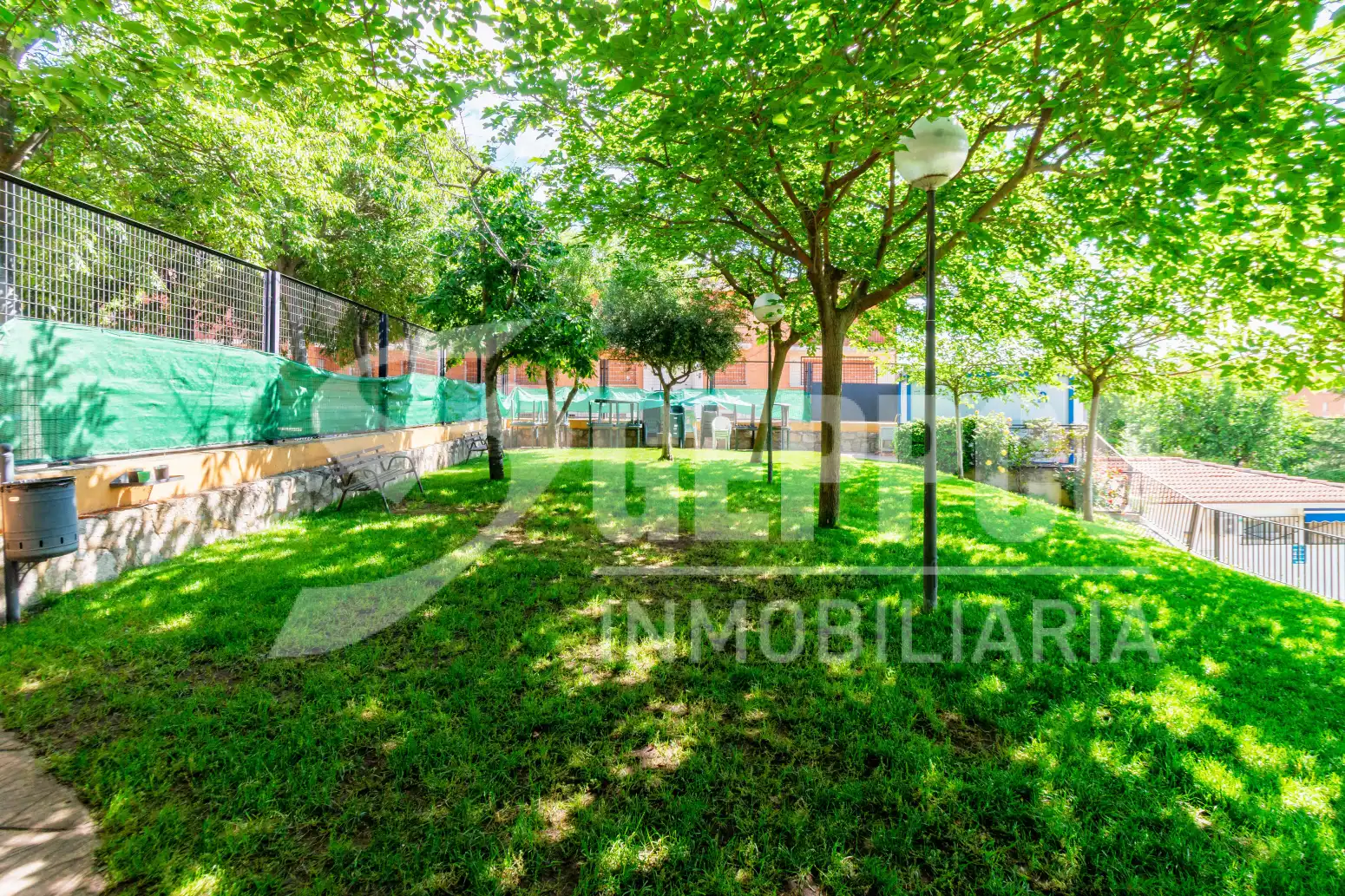 Jardín de Piso en venta en Azuqueca de Henares con Calefacción