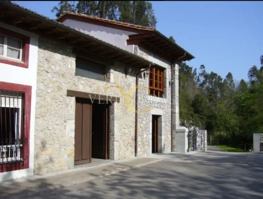 Casa con jardín en venta en Nueva de Llanes, imagen 4