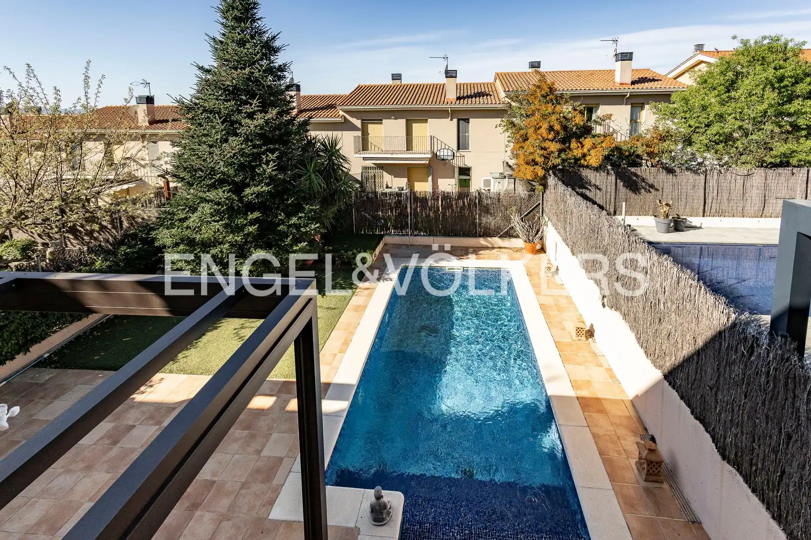 Piscina de Casa o chalet de alquiler en Collbató con Aire acondicionado, Calefacción y Jardín privado