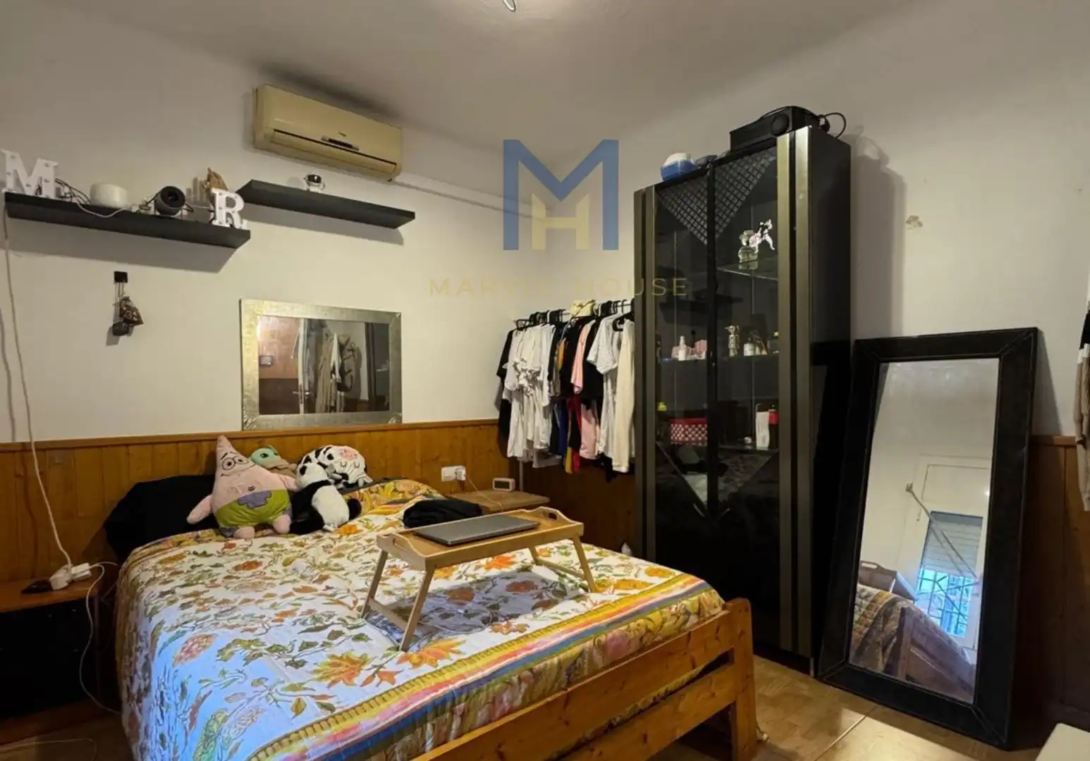 Habitación de Casa adosada en venta en Badalona con Terraza, Trastero y Amueblado