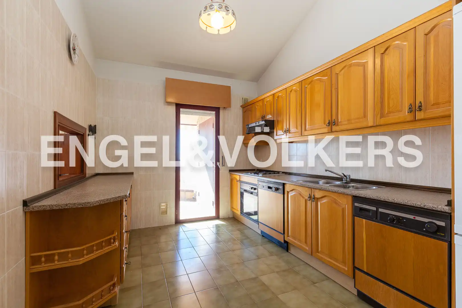 Cocina de Casa o chalet en venta en San Lorenzo de El Escorial con Calefacción