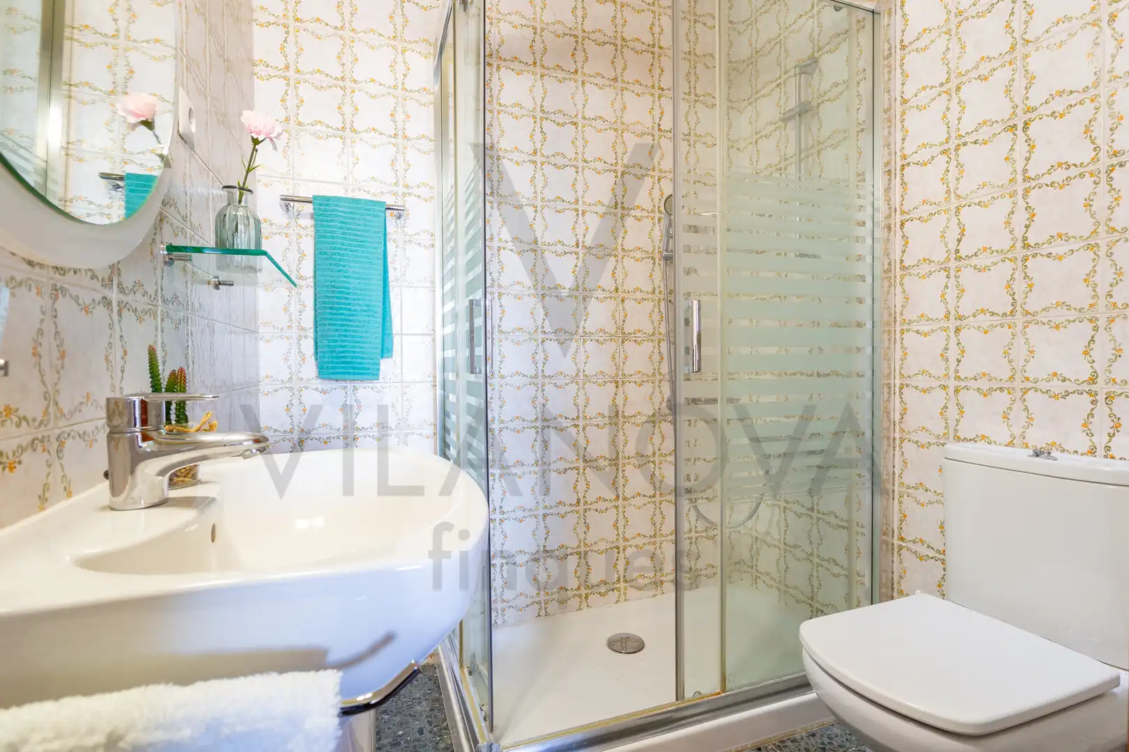 Badezimmer von Dachboden zum Verkauf in Reus mit Heizung, Terrasse und Abstellraum