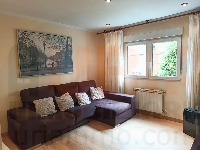 Sala de estar de Piso en venta en Oviedo  con Calefacción, Amueblado y Horno
