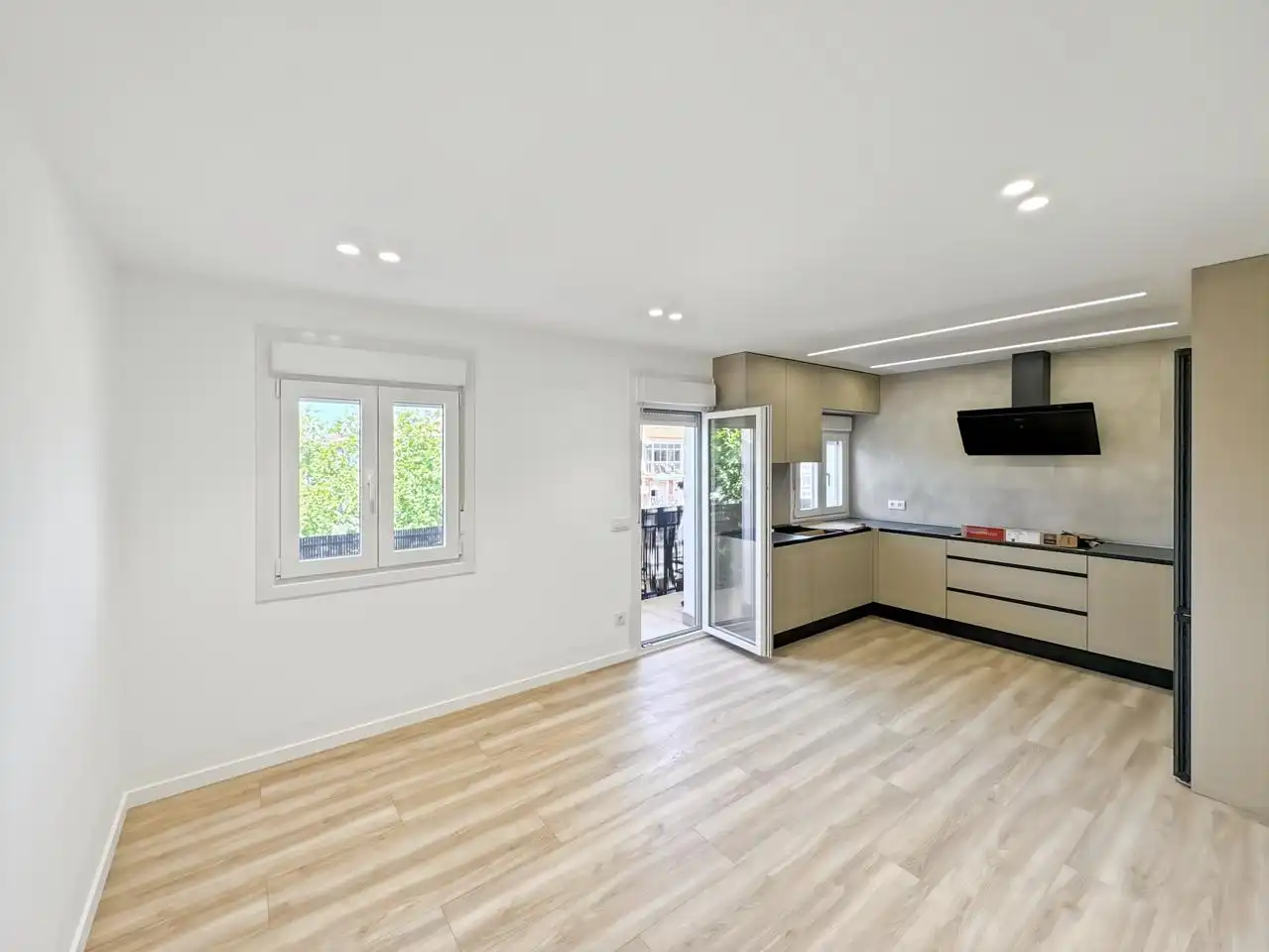 Küche von Wohnung zum Verkauf in Leganés mit Klimaanlage, Heizung und Terrasse