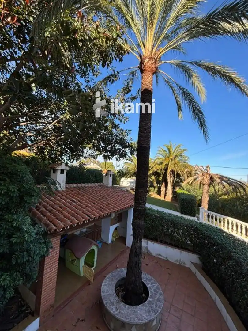 Houses for sale in El Montgó