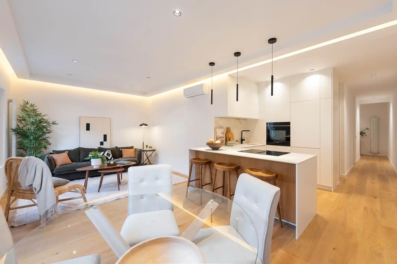 Appartamento con ascensore in affitto a Calle Puebla 7 7