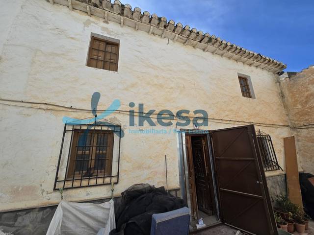 Casa adosada en Venta en Píñar