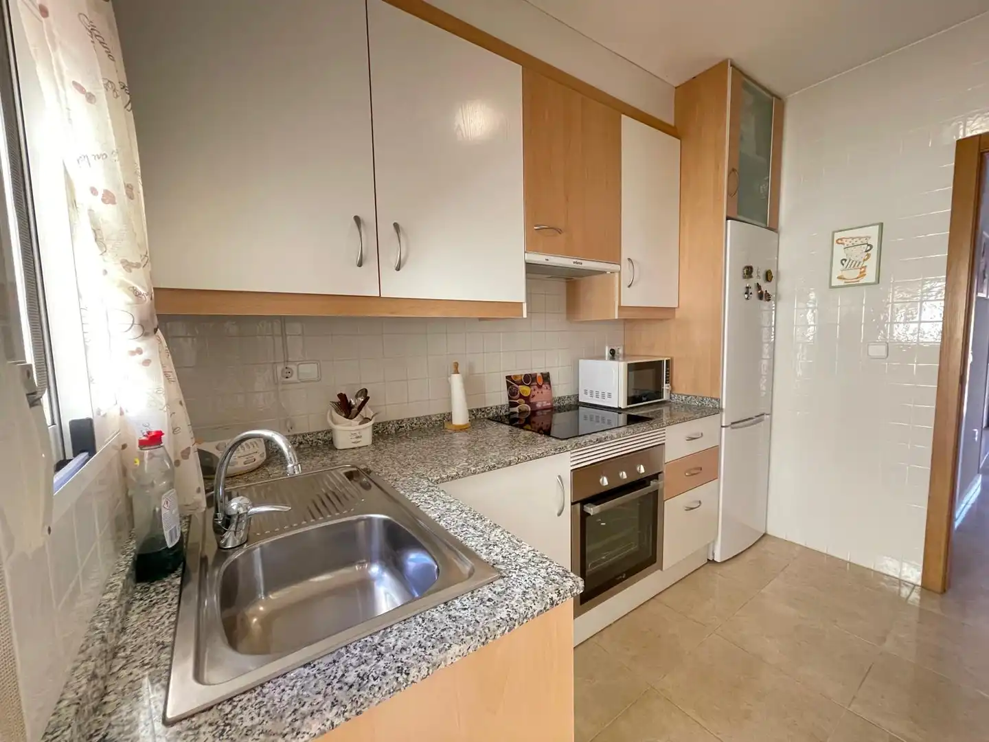 Cuina de Casa o xalet en venda en San Javier amb Jardí privat, Terrassa i Moblat