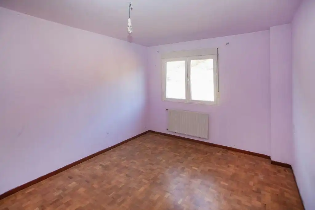 Piso en venta en Matallana de Torío